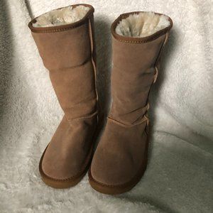 UGG Tall Chestnut Suede Boot, Size 6